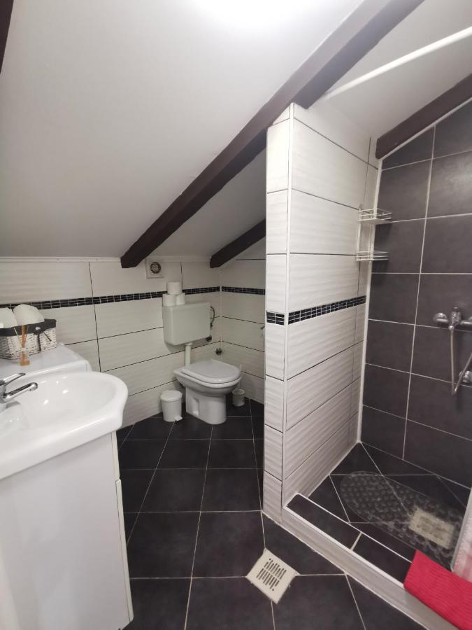 Loft Apartment Póla Kültér fotó